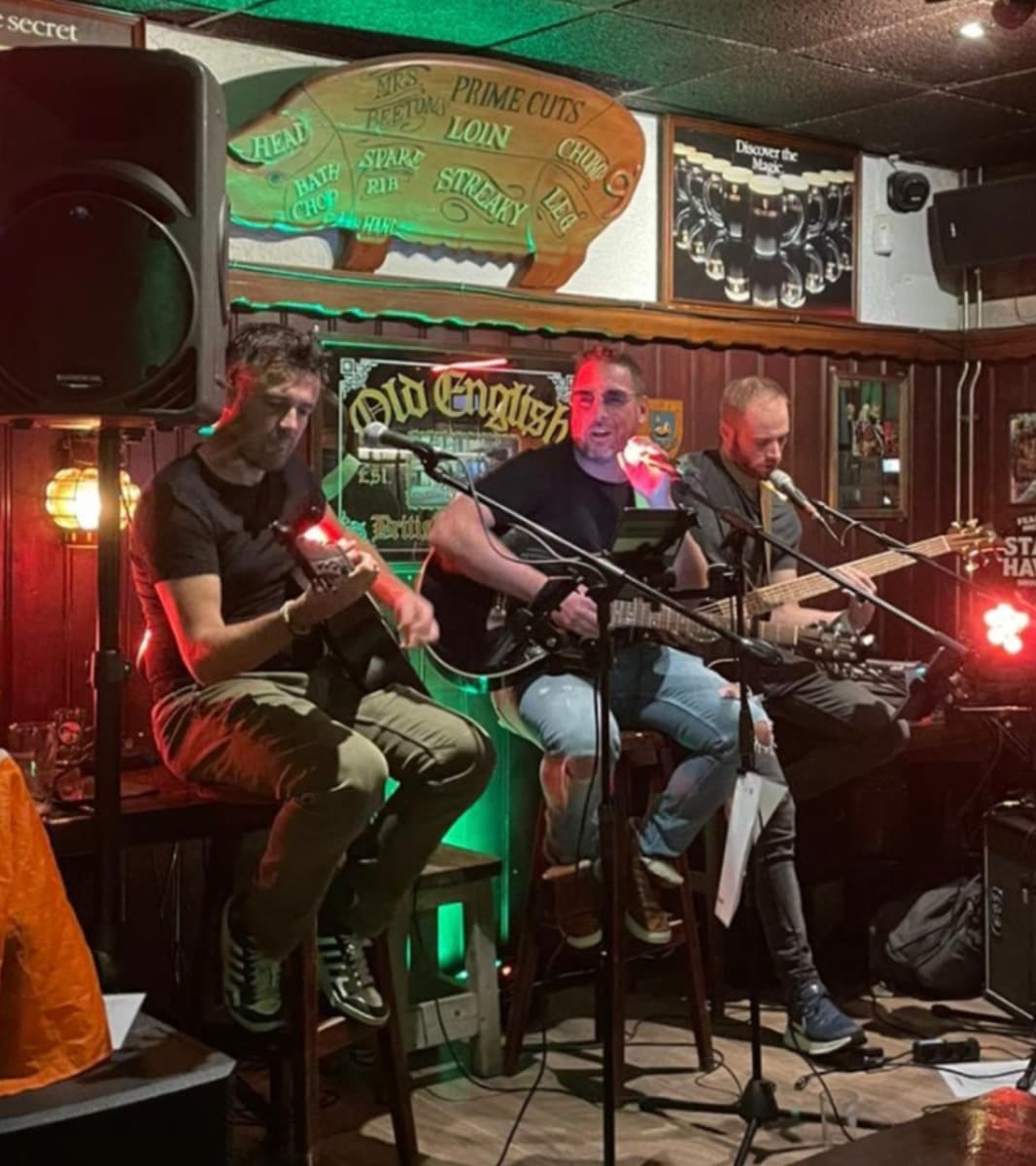 Optreden in de Old English pub